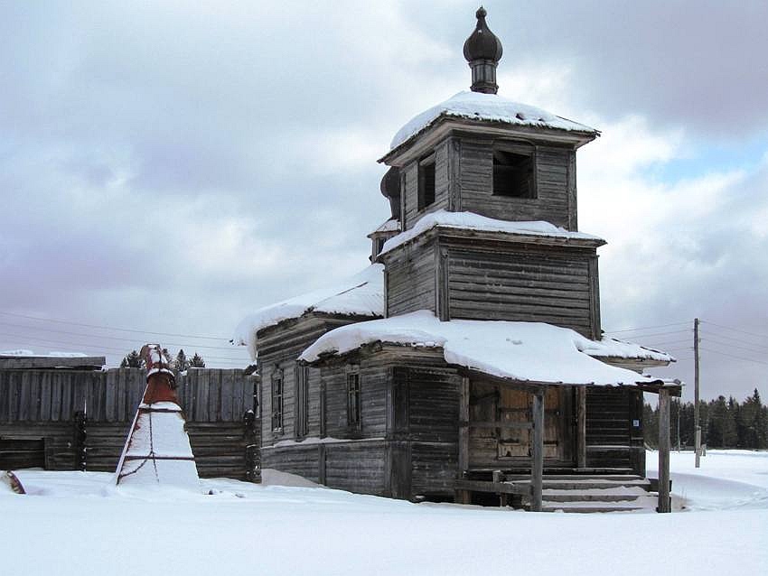 Часовня Петра и Павла, Корнино (Чердынский район, Пермский край). фасады, вид с северо-запада