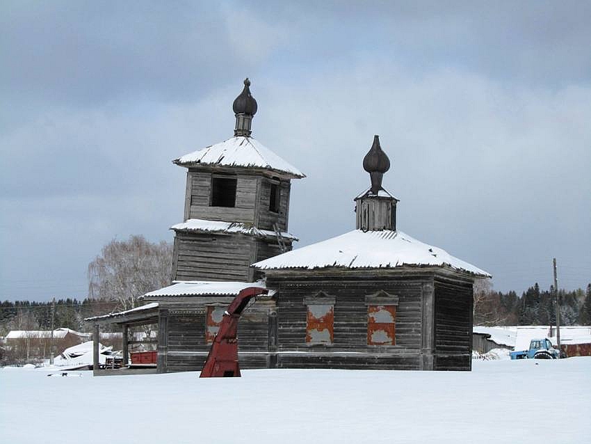 Погода рябинино пермский край чердынский. Корнино Пермский край Чердынский район. Корнино Чердынский район часовня. Деревня Корнино Чердынский район. Рябинино Чердынский район.