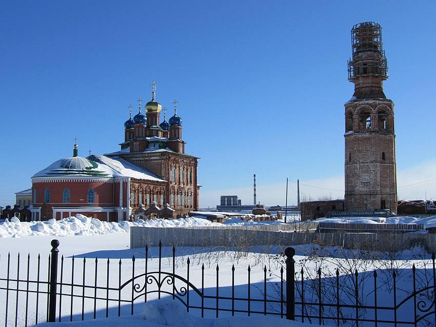 Усолье. Спасо-Преображенский женский монастырь. Собор Спаса Преображения. фасады