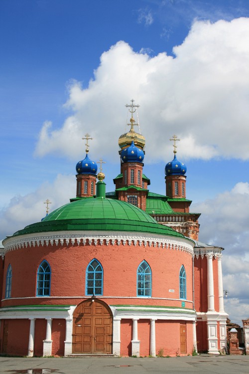 Усолье. Спасо-Преображенский женский монастырь. Собор Спаса Преображения. фасады