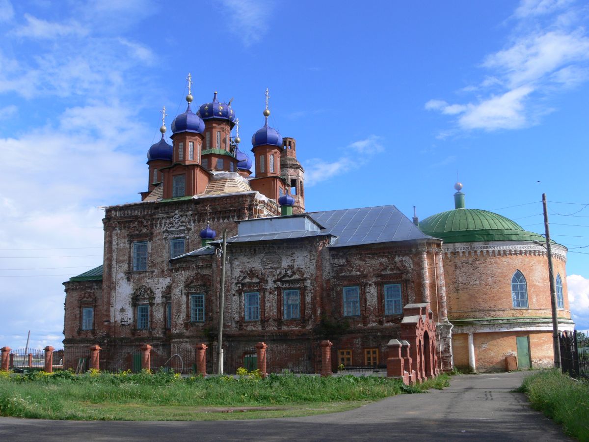 Усолье. Спасо-Преображенский женский монастырь. Собор Спаса Преображения. документальные фотографии