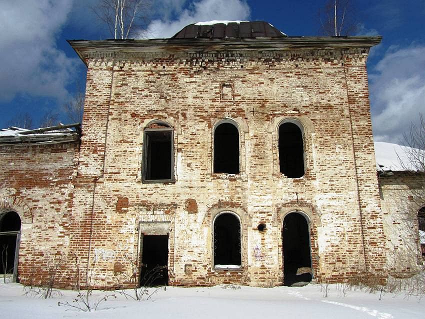 Церковь Преображения Господня, Пыскор (Усольский район, Пермский край). архитектурные детали, южная стена основного объема