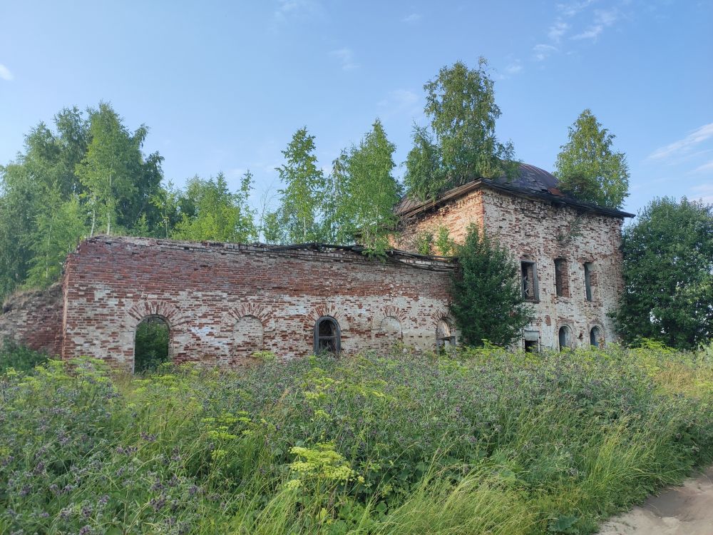 Пыскор. Церковь Спаса Преображения. фасады