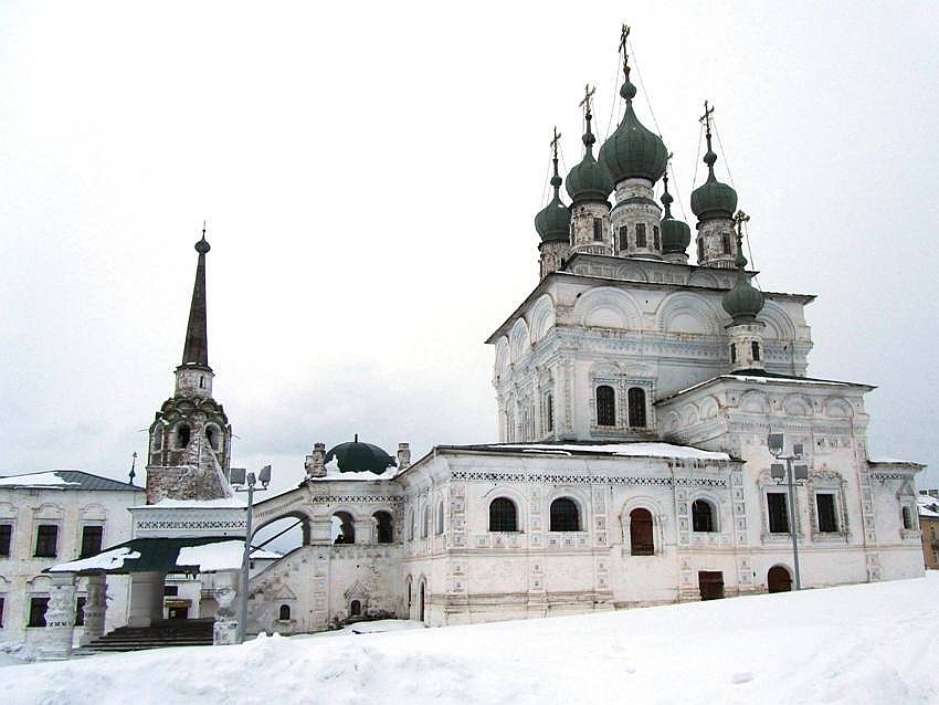 Соликамск. Кафедральный собор Троицы Живоначальной. фасады, вид с юга