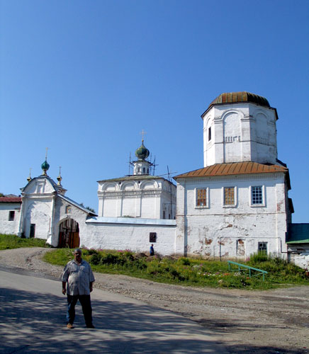 Соликамск. Вознесенский Троицкий монастырь. общий вид в ландшафте