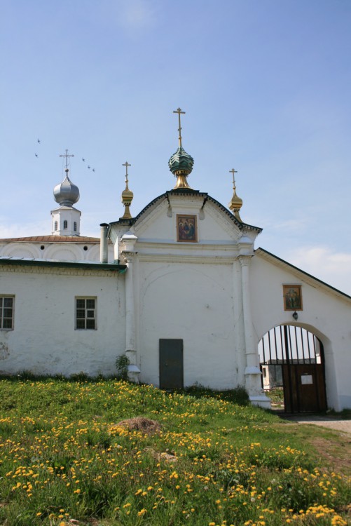 Соликамск. Вознесенский Троицкий монастырь. фасады
