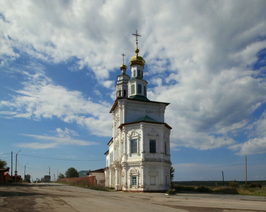 Соликамск. Соликамский Иоанно-Предтеченский Красносельский женский монастырь. Церковь Рождества Иоанна Предтечи. фасады