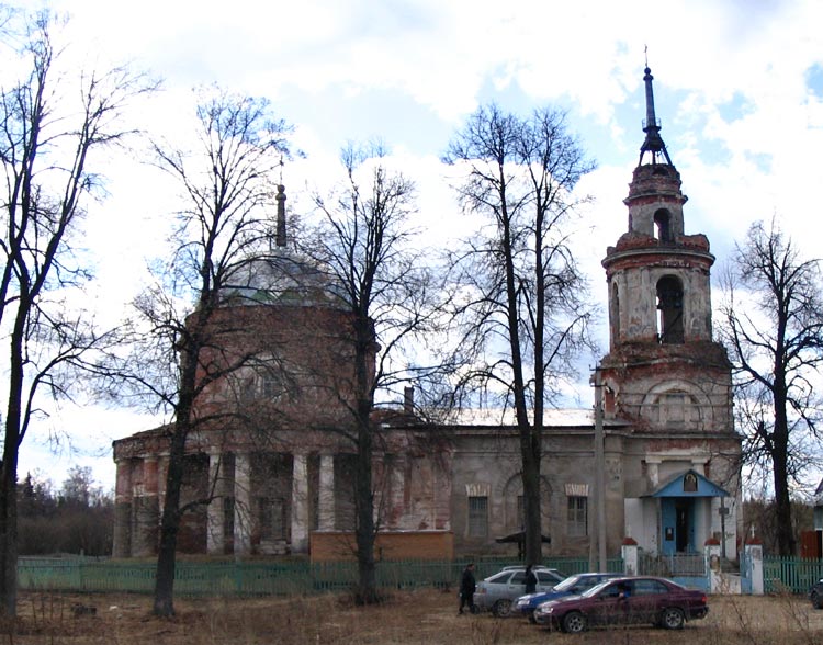Церковь Михаила Архангела, Архангельское (Рузский городской округ, Московская область). фасады, Так храм выглядит сегодня.