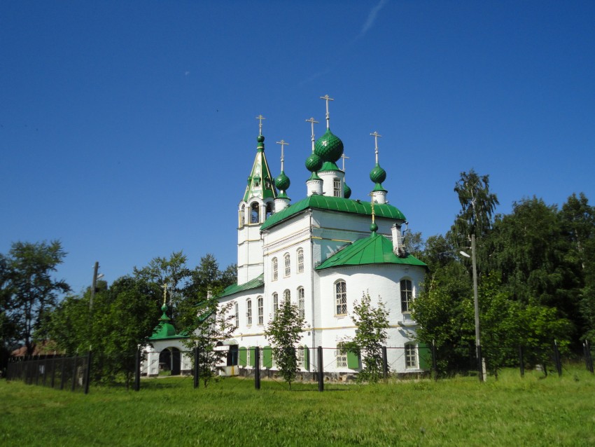 Церковь Вознесения Господня, Тутаев (Тутаевский район, Ярославская область). общий вид в ландшафте
