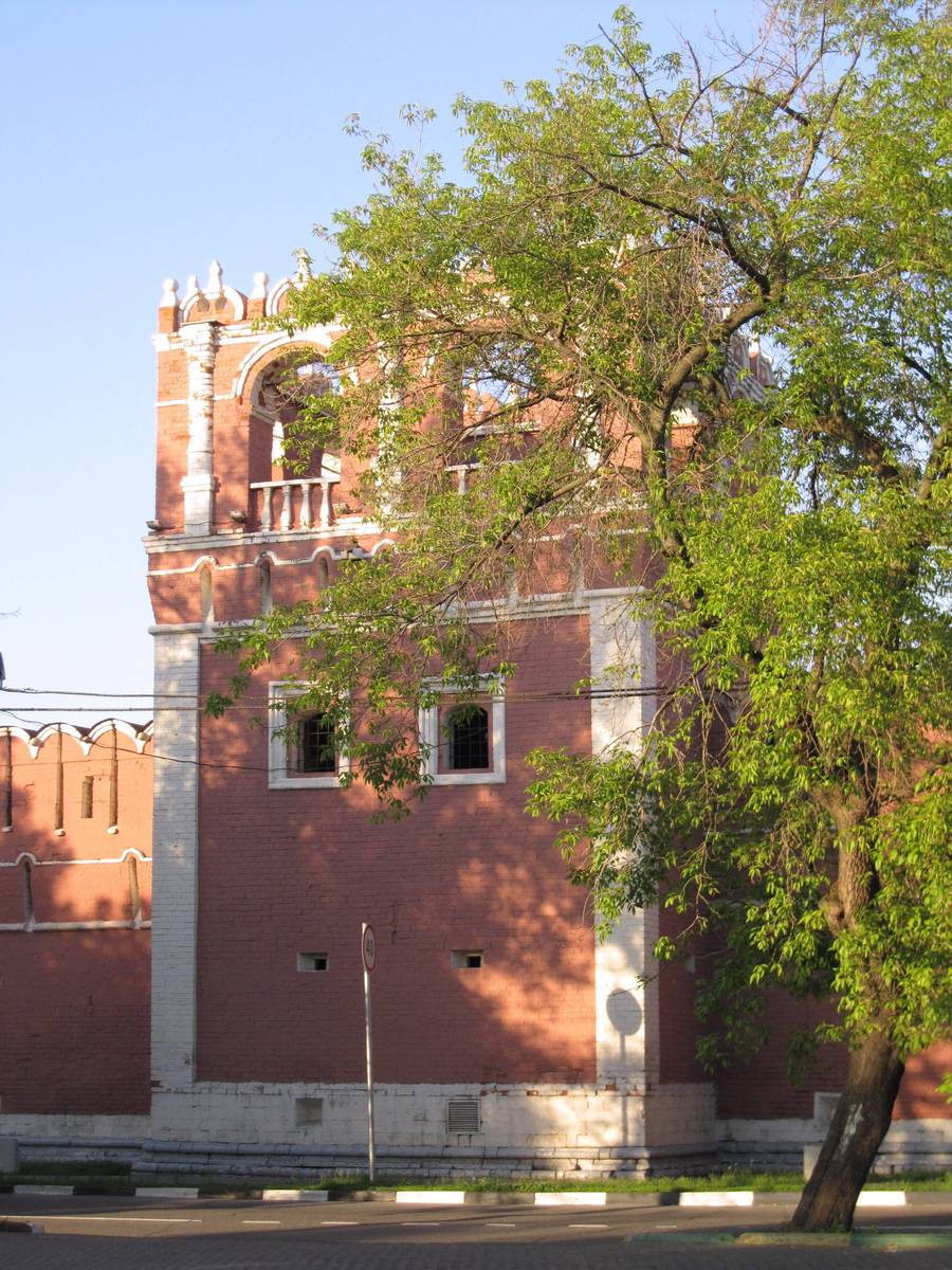 Донской монастырь, Донской (Южный административный округ (ЮАО), г. Москва). фасады, Башня западной стены (вторая) (XVII в.) (на схеме монастыря № 38)