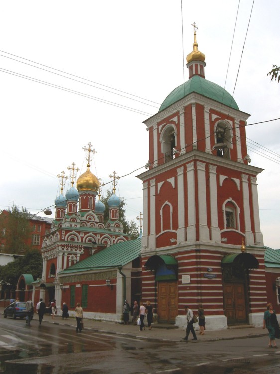 Таганский. Церковь Успения Пресвятой Богородицы в Гончарах. фасады