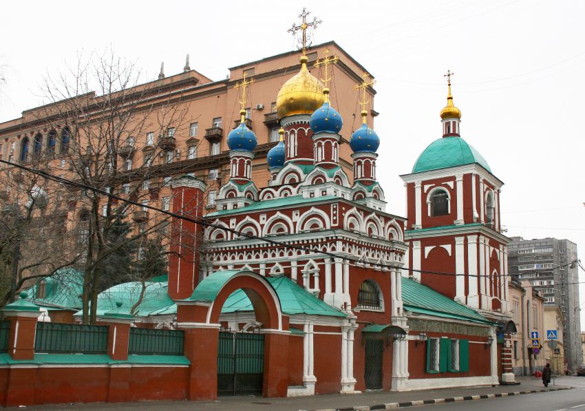 Церковь Успения Пресвятой Богородицы в Гончарах, Таганский (Центральный административный округ (ЦАО), г. Москва). фасады