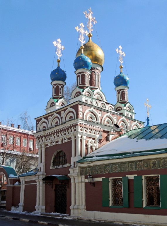 Таганский. Церковь Успения Пресвятой Богородицы в Гончарах. фасады