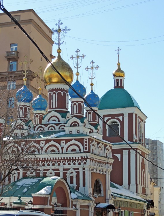 Таганский. Церковь Успения Пресвятой Богородицы в Гончарах. фасады