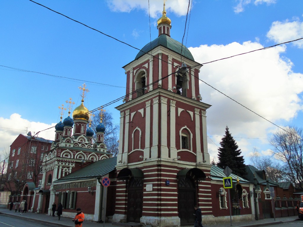 Таганский. Церковь Успения Пресвятой Богородицы в Гончарах. фасады