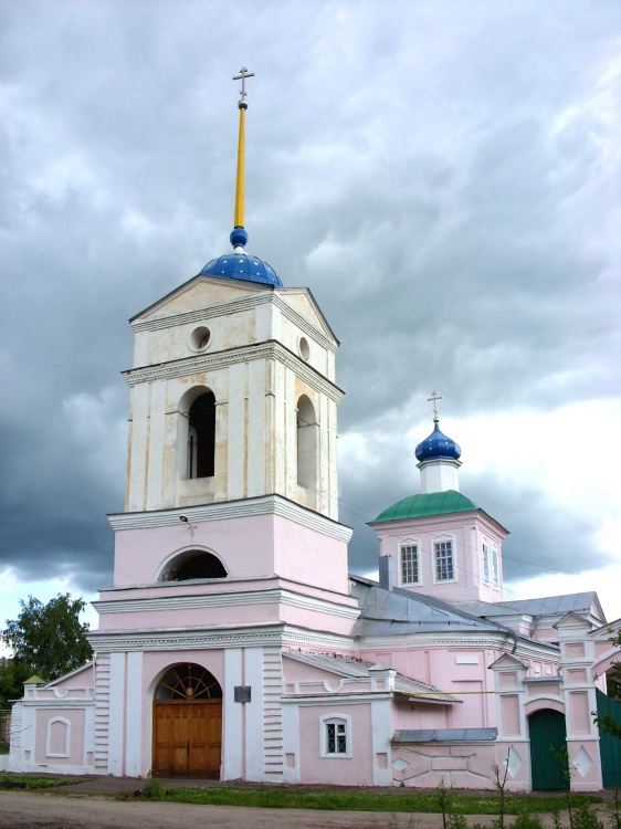 Церковь Введения во храм Пресвятой Богородицы, Болхов (Болховский район, Орловская область). фасады, Восточный фасад Введенской церкви.
