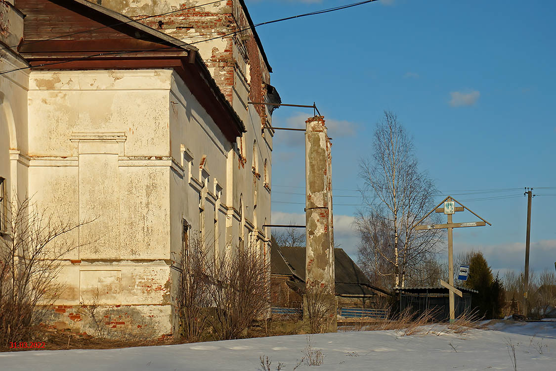 Церковь Рождества Пресвятой Богородицы, Старое Рахино (Крестецкий район, Новгородская область). архитектурные детали
