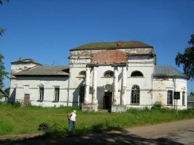 Старое Рахино. Церковь Рождества Пресвятой Богородицы