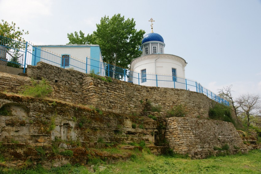 Церковь Иоанна Предтечи, Белгород-Днестровский (Белгород-Днестровский район, Украина, Одесская область). общий вид в ландшафте