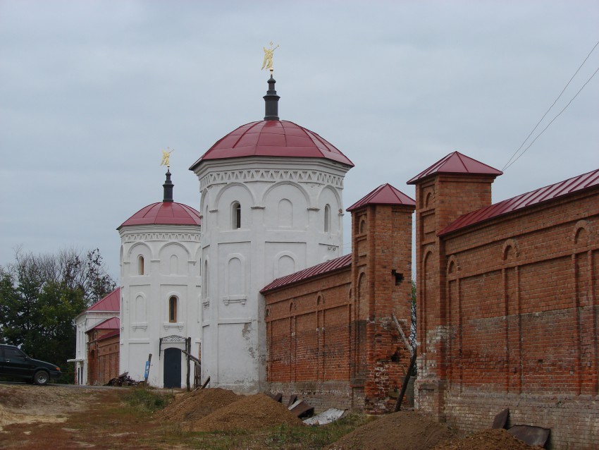 Троицкий Рождества Богородицы Оптин монастырь, Болхов (Болховский район, Орловская область). фасады