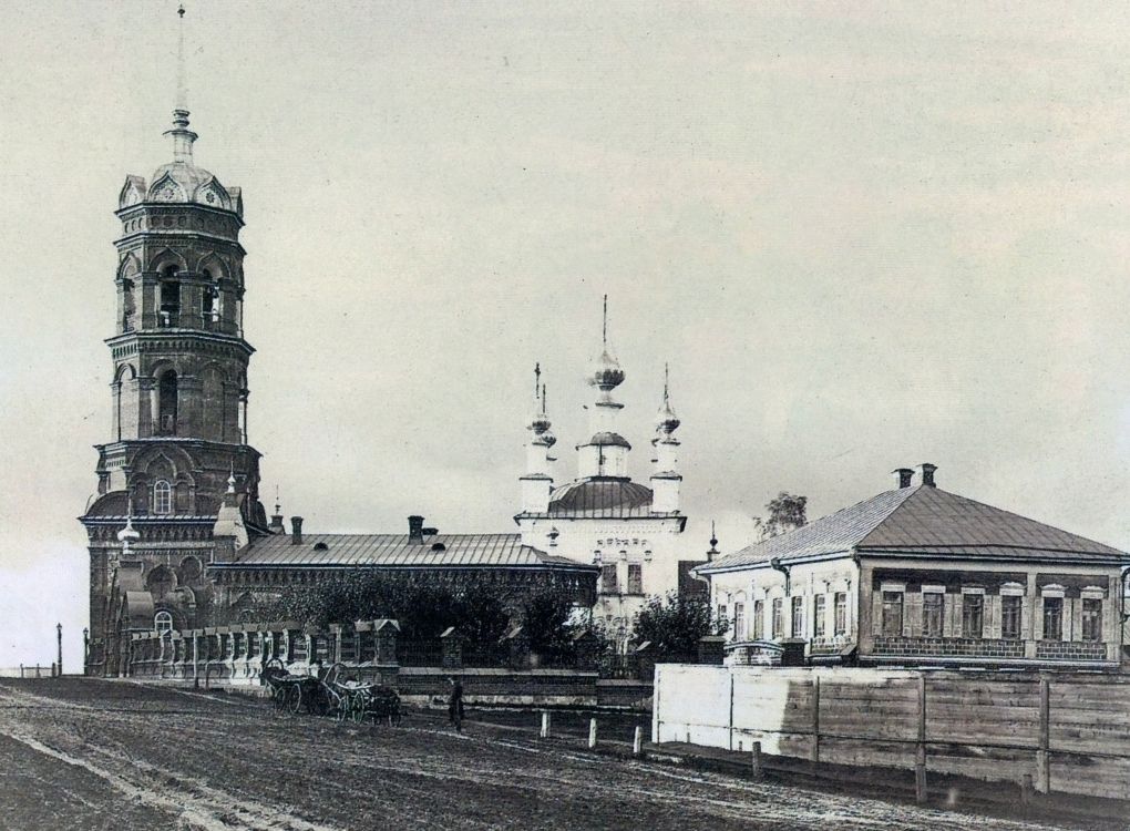 Церковь Тихвинской иконы Божией Матери, Кунгур (Кунгурский район и г. Кунгур, Пермский край). архивная фотография, фотоснимок сделан с дореволюционной фотографии