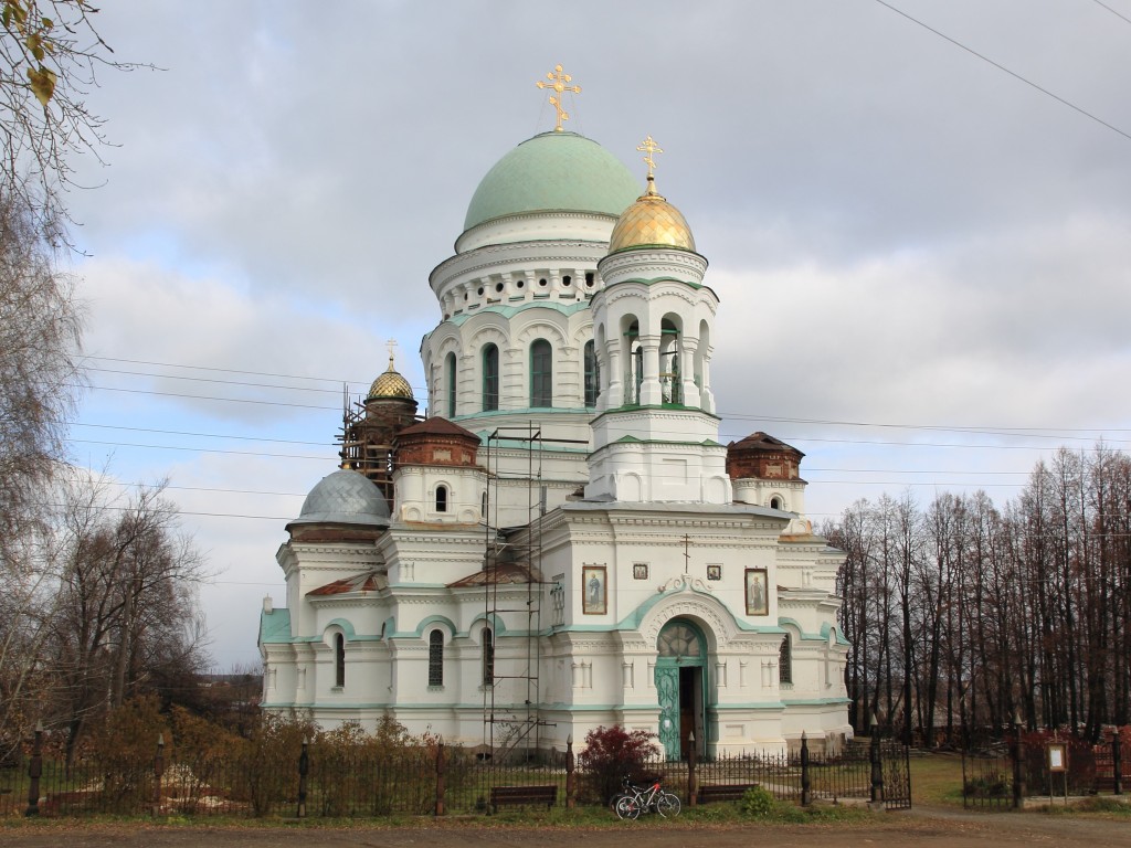 Церковь Александра Невского, Нижняя Салда (Нижняя Салда (ГО Нижняя Салда), Свердловская область). фасады, Велопоход из Свободного в Медведево и обратно