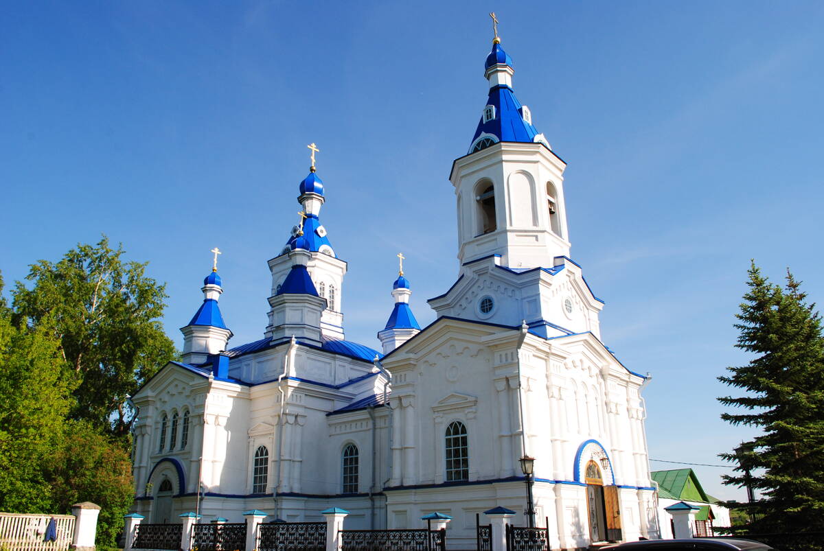 Церковь Екатерины Великомученицы, Алапаевск (Алапаевск (МО город Алапаевск), Свердловская область). общий вид в ландшафте