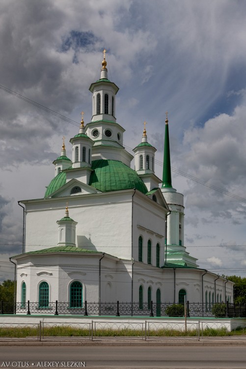 Собор Троицы Живоначальной, Алапаевск (Алапаевск (МО город Алапаевск), Свердловская область). фасады