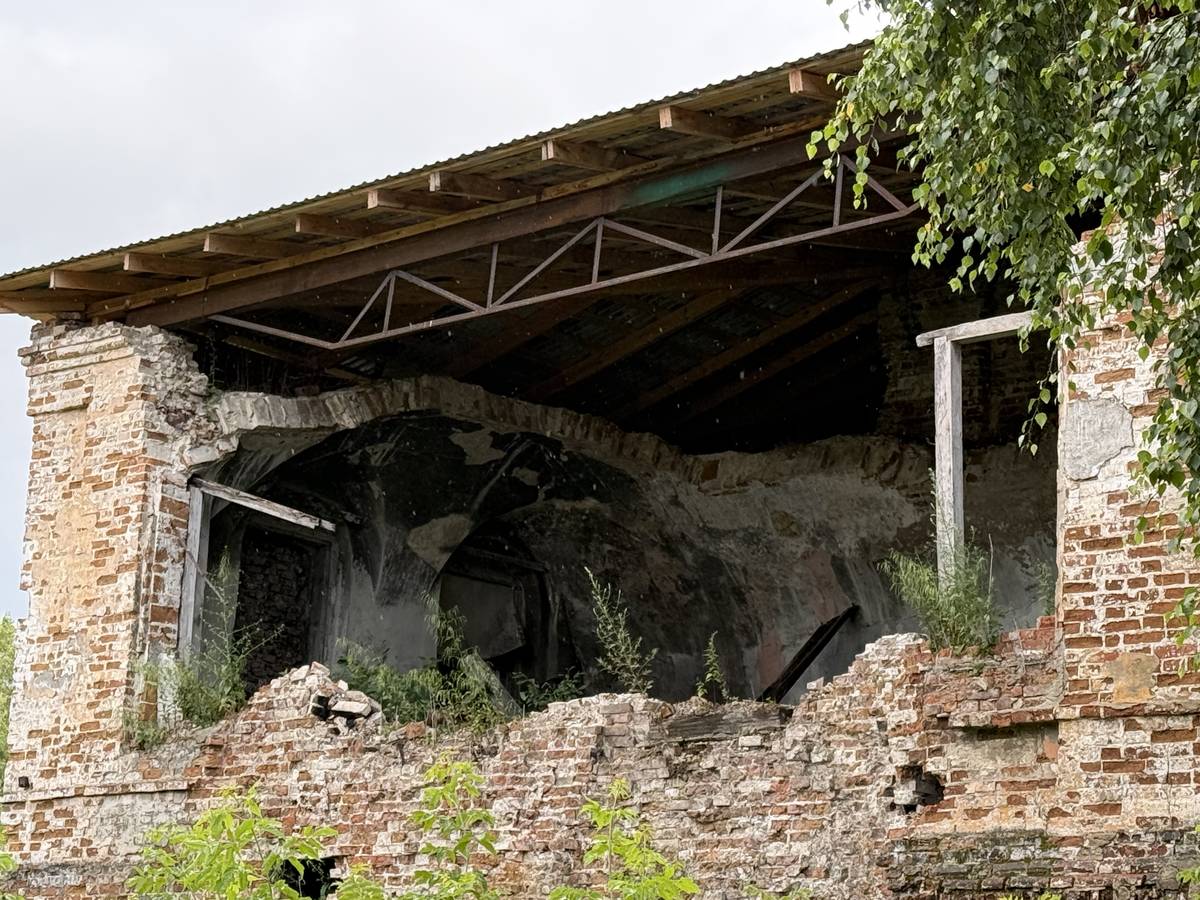 Знаменский монастырь.  Церковь Казанской иконы Божией Матери, Тобольск (Тобольский район и г. Тобольск, Тюменская область). интерьер и убранство, Вид с севера, с ул. Ершова