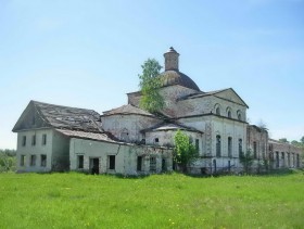 Вахнево. Церковь Покрова Пресвятой Богородицы