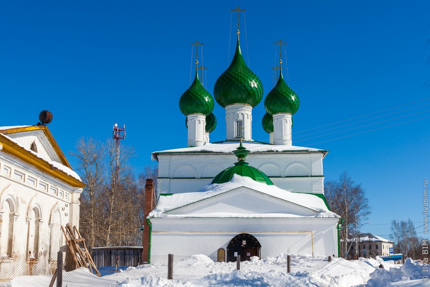 Собор Троицы Живоначальной, Пошехонье (Пошехонский район, Ярославская область). фасады