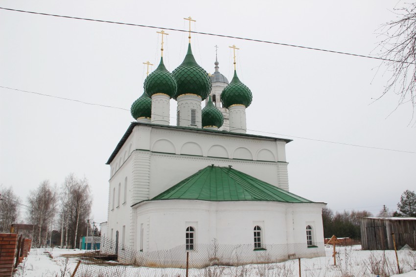 Собор Троицы Живоначальной, Пошехонье (Пошехонский район, Ярославская область). фасады
