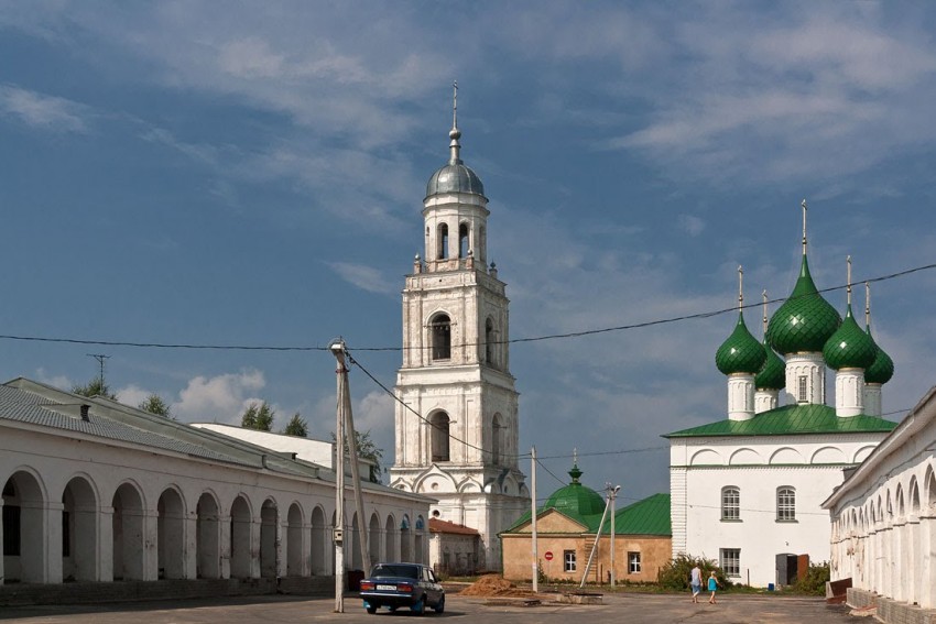 Собор Троицы Живоначальной, Пошехонье (Пошехонский район, Ярославская область). фасады