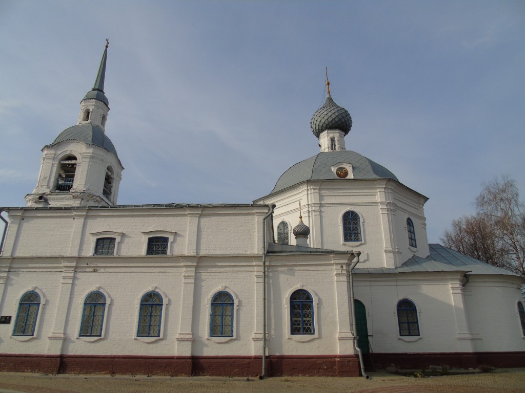 Кострома. Церковь Александра и Антонины в Селище. фасады