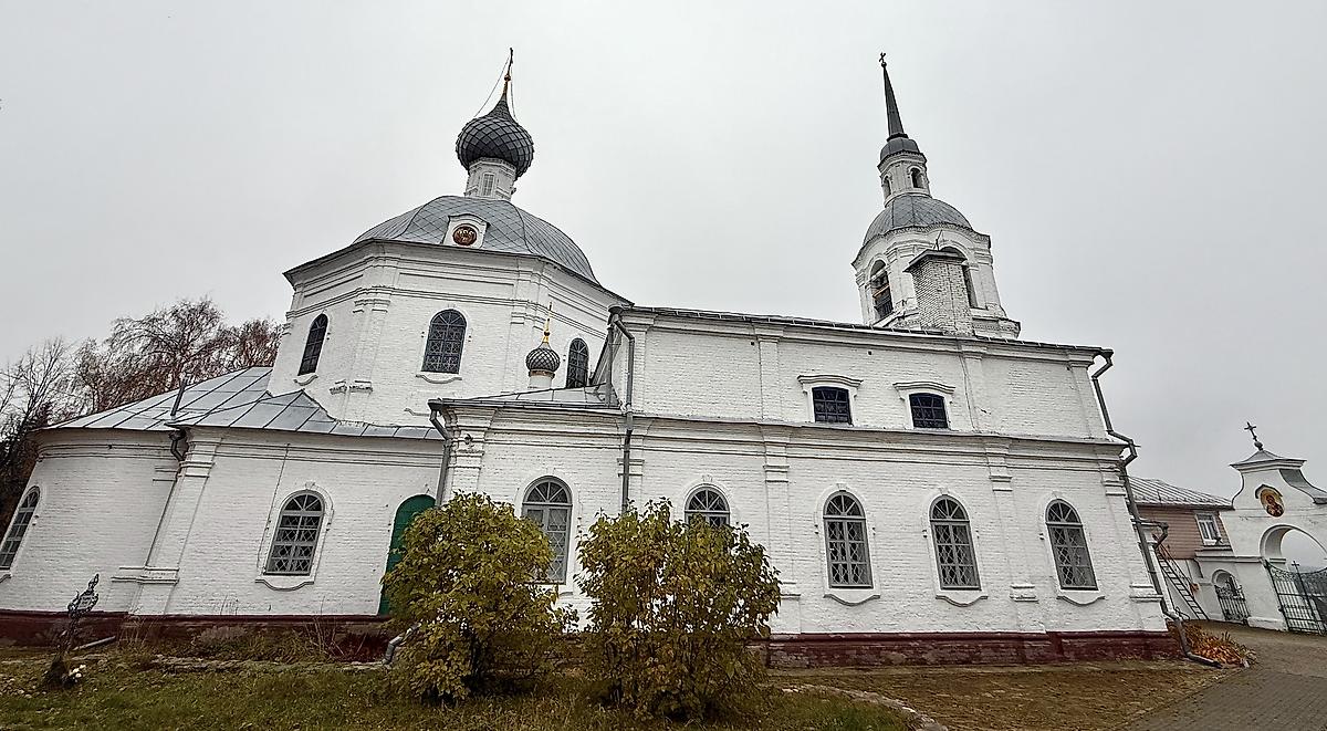 Вид с севера, архитектурные детали. Церковь Александра и Антонины в Селище, Кострома (Кострома, город, Костромская область)