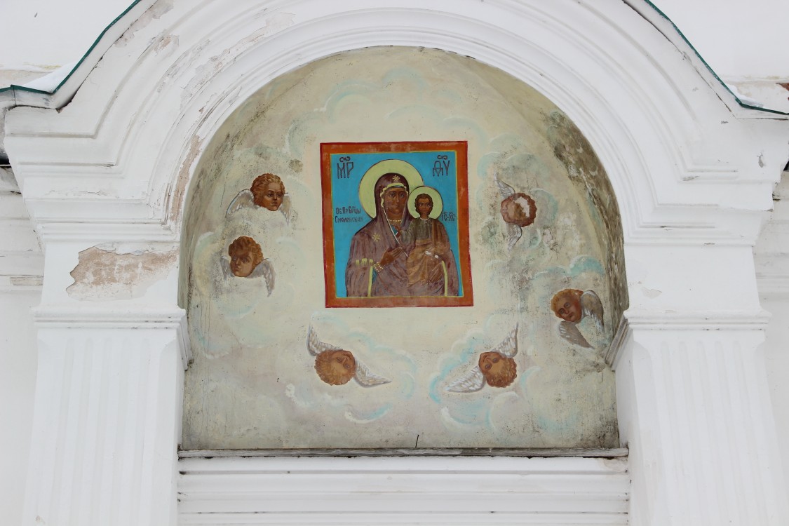 Церковь Смоленской Иконы Божией Матери, Диево-Городище (Некрасовский район, Ярославская область). архитектурные детали