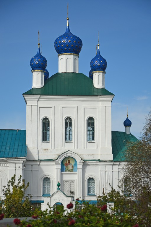 Церковь Смоленской Иконы Божией Матери, Диево-Городище (Некрасовский район, Ярославская область). архитектурные детали