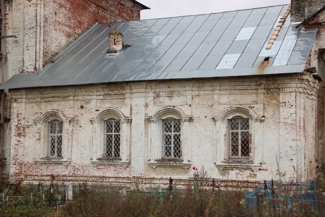 Церковь Спаса Нерукотворного Образа, Рыбницы (Некрасовский район, Ярославская область). архитектурные детали