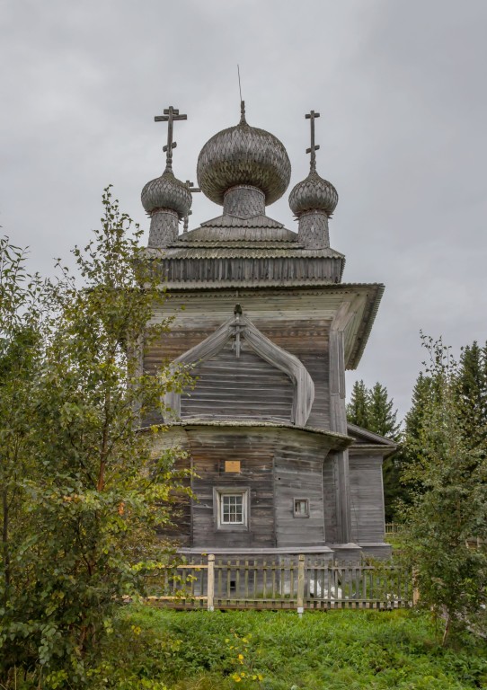 Вирма. Церковь Петра и Павла. фасады, Вид с востока