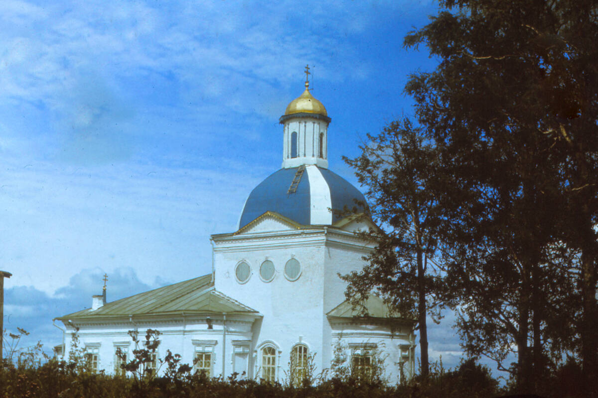Носовское. Церковь Иоакима и Анны. фасады