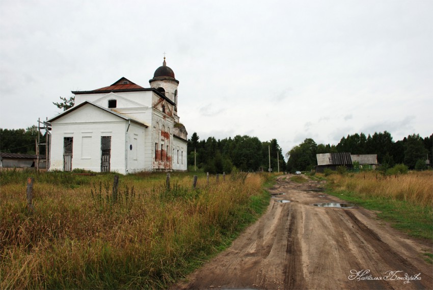 Церковь Антония Великого, Пески (Вологодский район, Вологодская область). общий вид в ландшафте