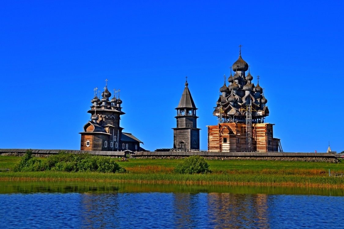 Кижи, остров. Музей-заповедник 