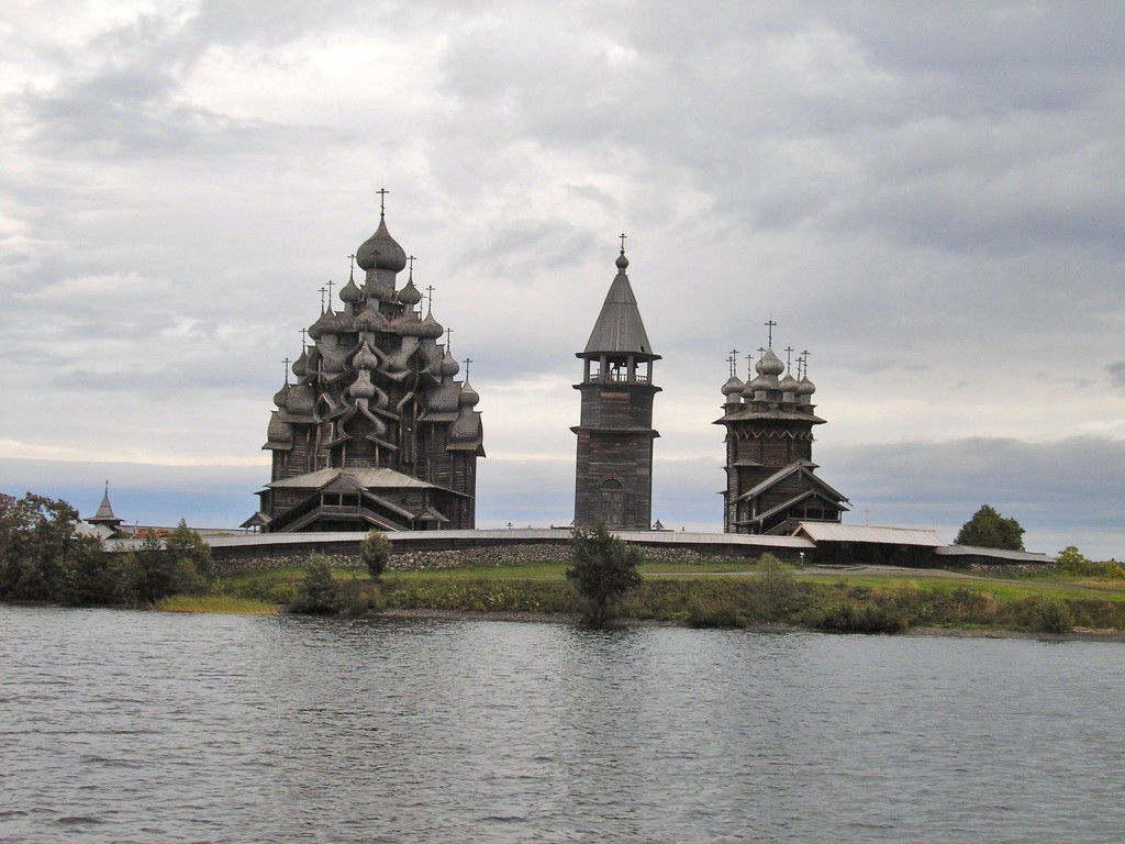 Кижи, остров. Музей-заповедник 