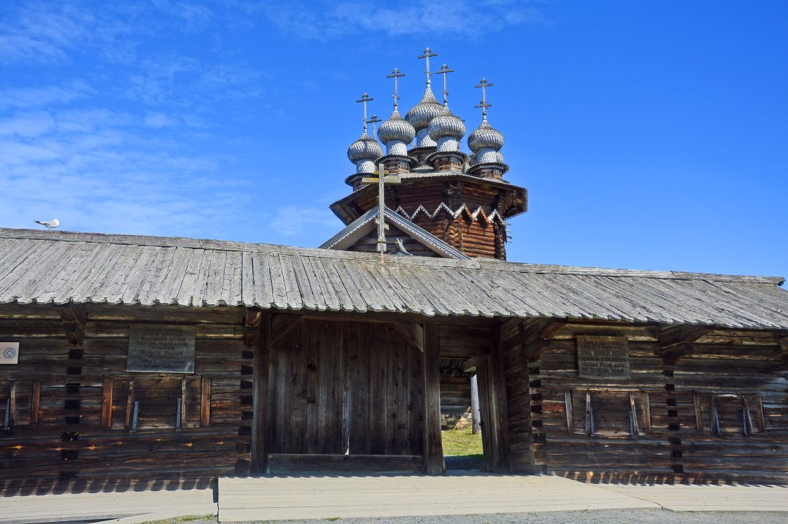 Кижи, остров. Музей-заповедник 