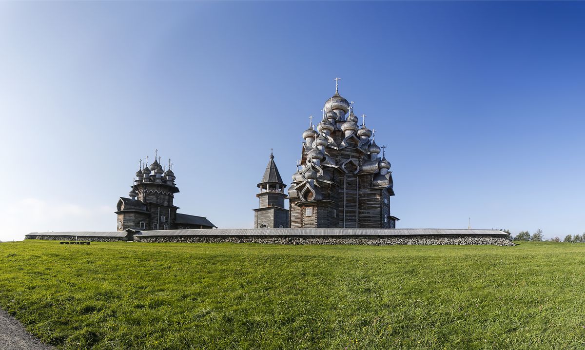 фасады. Музей-заповедник "Кижи". Ансамбль Кижского погоста, Кижи, остров (Медвежьегорский район, Республика Карелия)