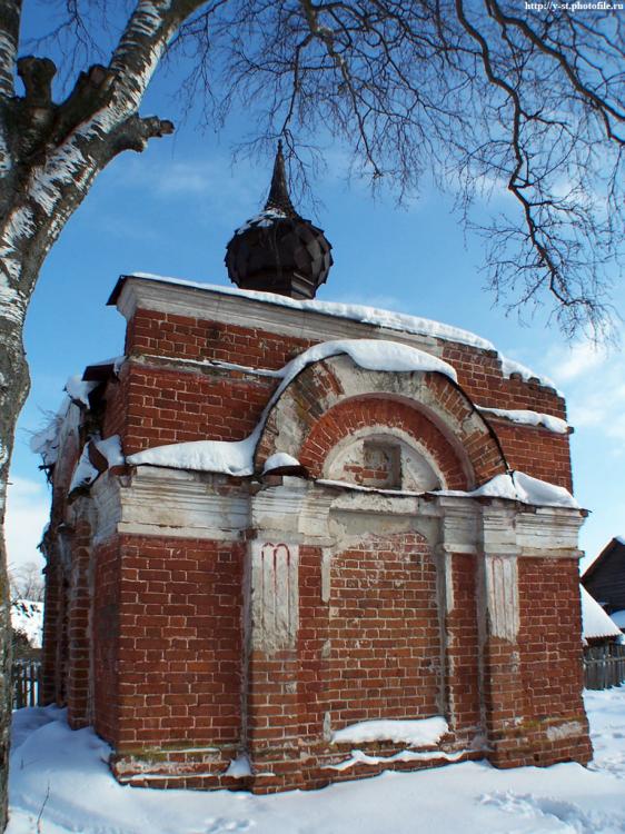 Часовня Покрова Пресвятой Богородицы, Стрельниково (Костромской район, Костромская область). фасады