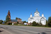 Храмовый комплекс. Церкви Троицы Живоначальной и Успения Пресвятой Богородицы - Воронье - Судиславский район - Костромская область