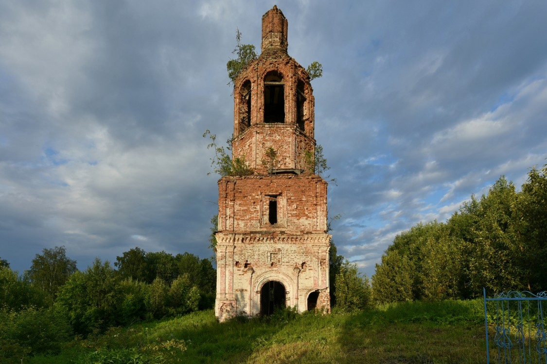 Николо-Чалово, урочище. Церковь Рождества Пресвятой Богородицы. фасады, Вид с запада