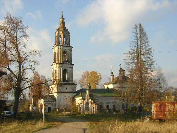 Церковь Воскресения Христова, Верховье (Солигаличский район, Костромская область). общий вид в ландшафте