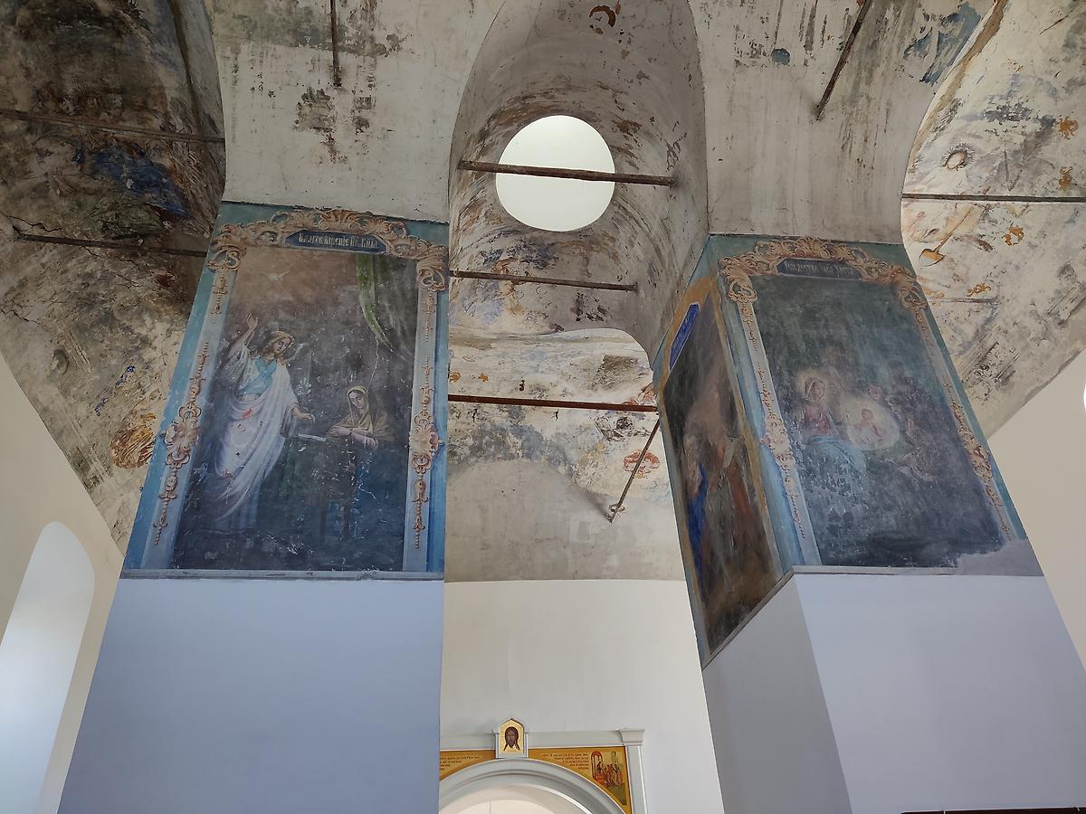 Сохранившиеся росписи основного объёма, интерьер и убранство. Церковь Преображения Господня, Кинешма (Кинешемский район, Ивановская область)